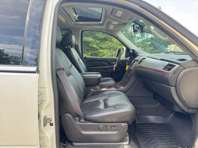 2014 Cadillac Escalade Luxury