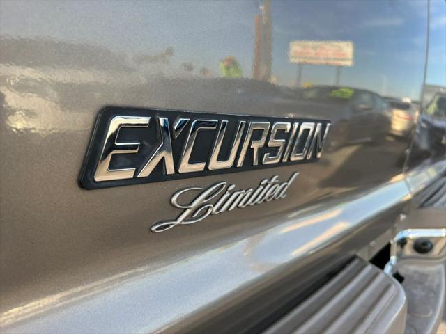 2002 Ford Excursion XLT