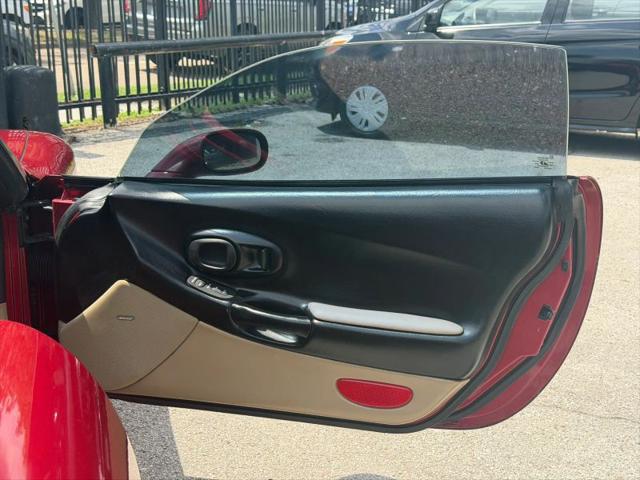 2004 Chevrolet Corvette Base