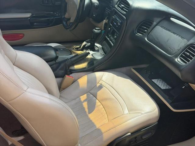2004 Chevrolet Corvette Base