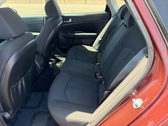 2017 Kia Optima LX