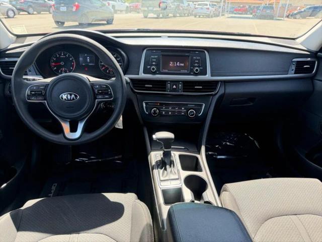 2017 Kia Optima LX