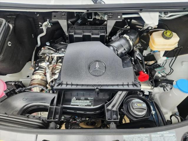 2025 Mercedes-Benz Sprinter 2500 High Roof 4-Cyl Diesel HO