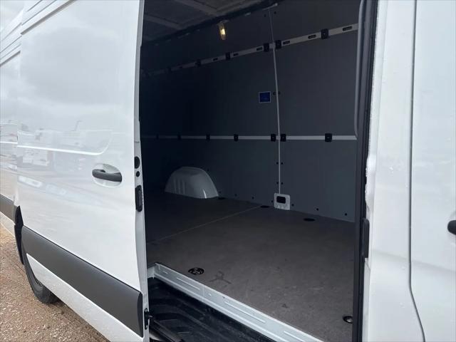 2025 Mercedes-Benz Sprinter 2500 High Roof 4-Cyl Diesel HO