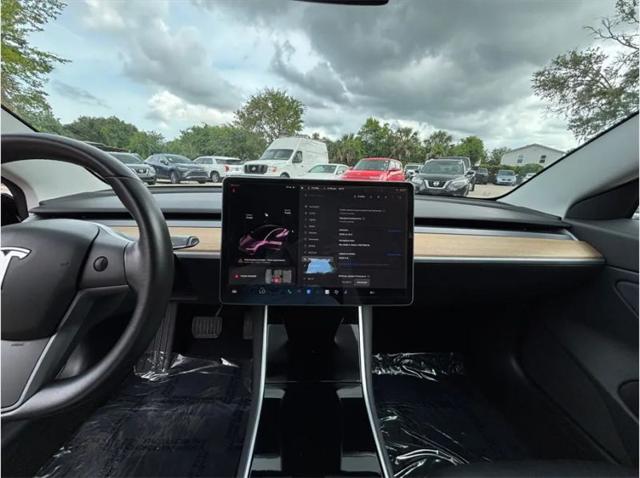 2019 Tesla Model 3 Standard Range