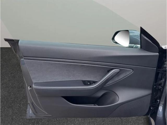 2019 Tesla Model 3 Standard Range