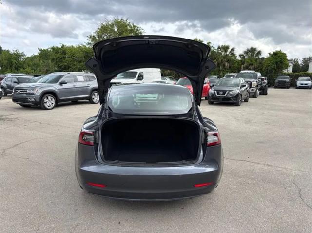 2019 Tesla Model 3 Standard Range