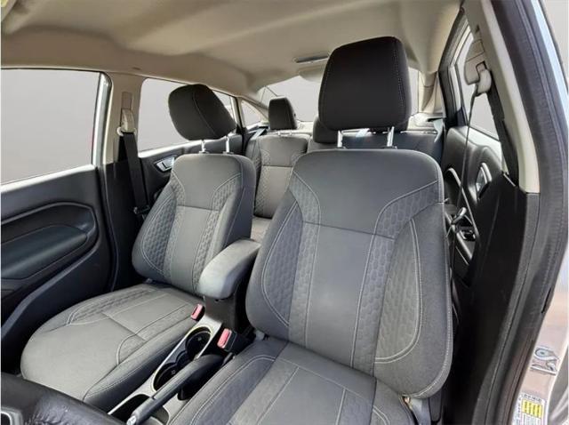 2015 Ford Fiesta SE