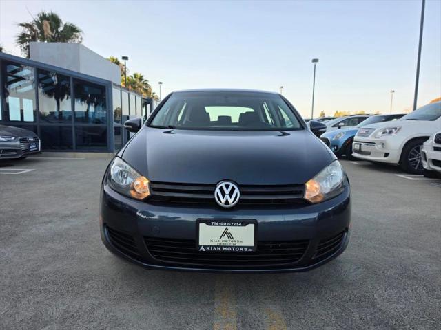 2013 Volkswagen Golf 2.5L 4-Door