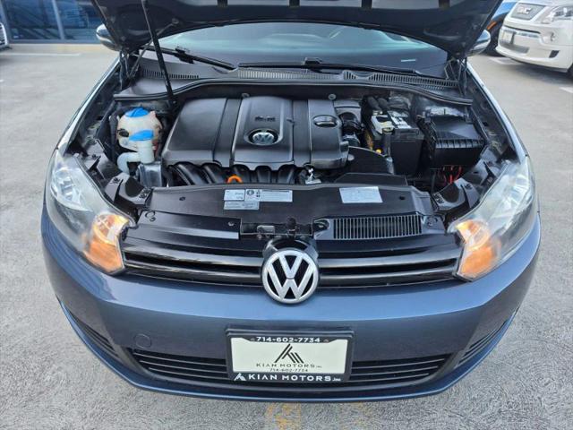 2013 Volkswagen Golf 2.5L 4-Door