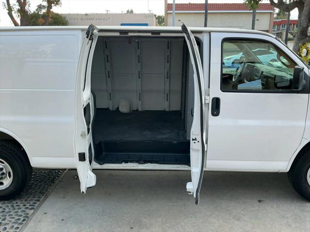 2020 Chevrolet Express Cargo Van RWD 2500 Extended Wheelbase WT