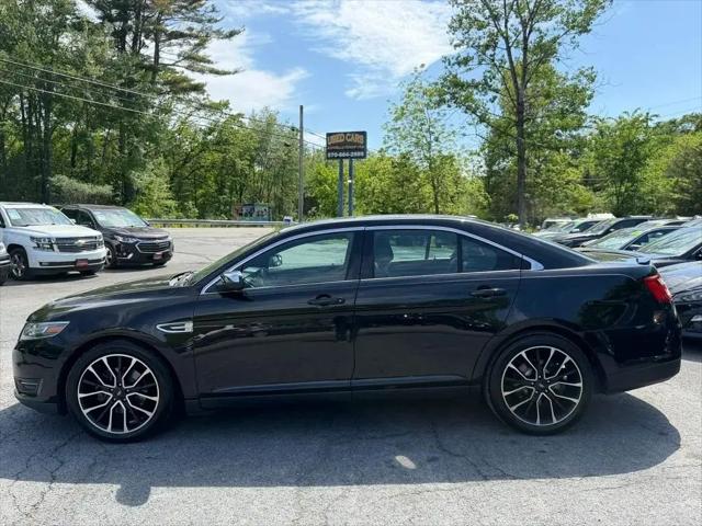 2018 Ford Taurus Limited