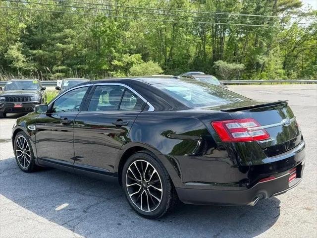 2018 Ford Taurus Limited