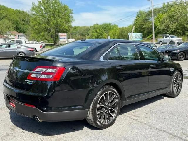 2018 Ford Taurus Limited