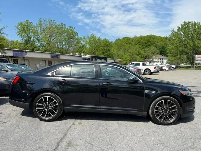 2018 Ford Taurus Limited