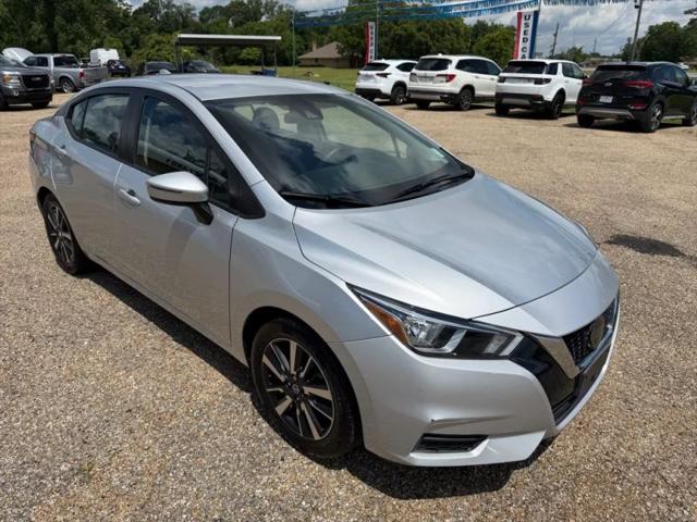 2021 Nissan Versa SV Xtronic CVT