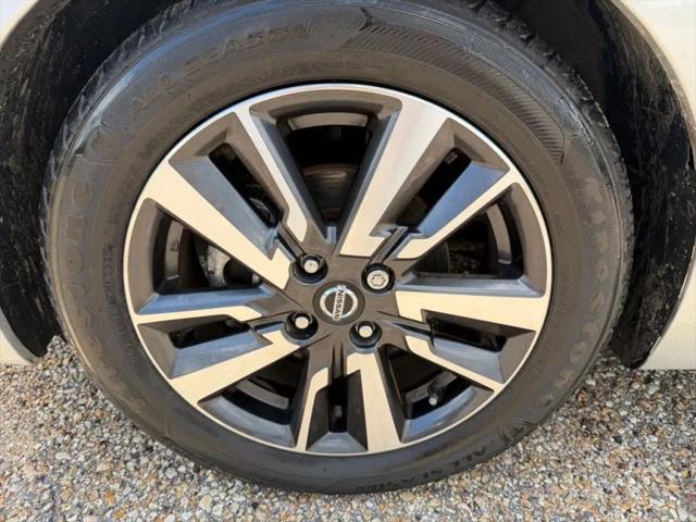 2021 Nissan Versa SV Xtronic CVT