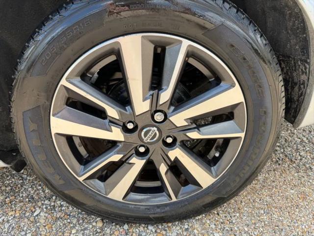 2021 Nissan Versa SV Xtronic CVT