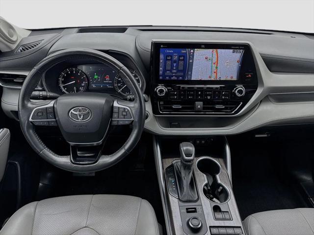 2021 Toyota Highlander Platinum