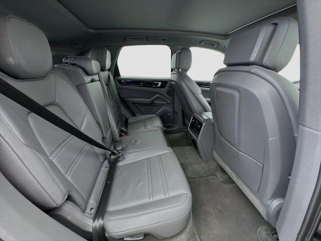2020 Porsche Cayenne Base