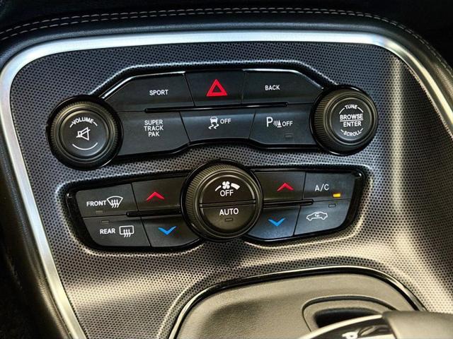 2015 Dodge Challenger R/T Plus