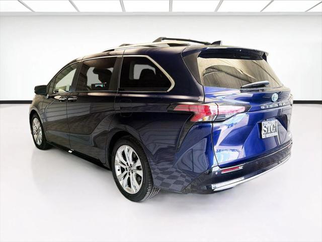2022 Toyota Sienna Platinum
