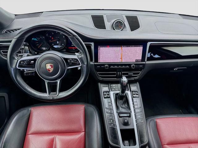 2020 Porsche Macan Base