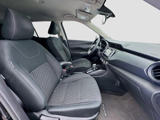 2021 Nissan Kicks S Xtronic CVT