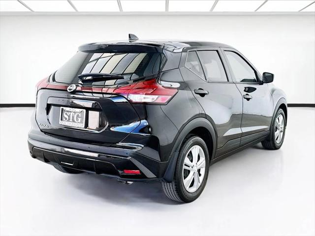 2021 Nissan Kicks S Xtronic CVT