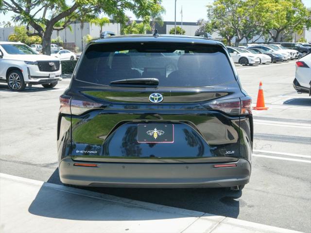 2025 Toyota Sienna XLE