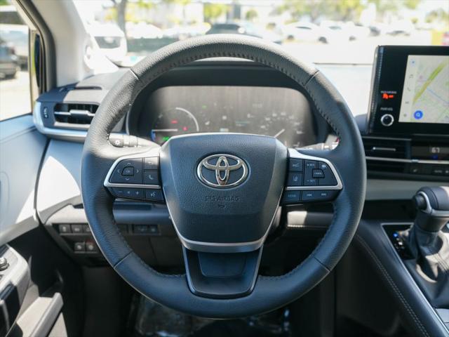 2025 Toyota Sienna XLE