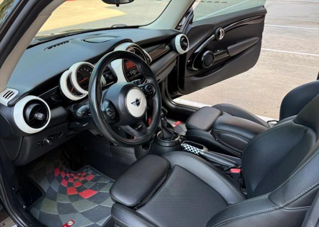 2016 MINI Hardtop Cooper S