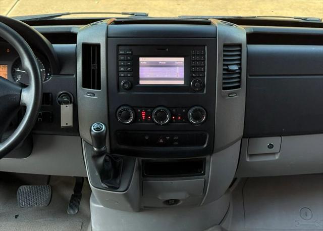 2016 Mercedes-Benz Sprinter 2500 Normal Roof