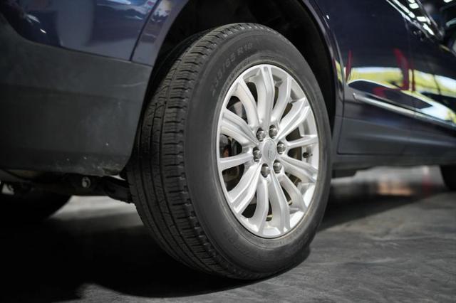 2018 Cadillac XT5 Standard