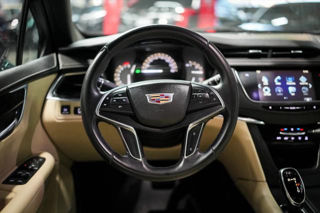 2018 Cadillac XT5 Standard
