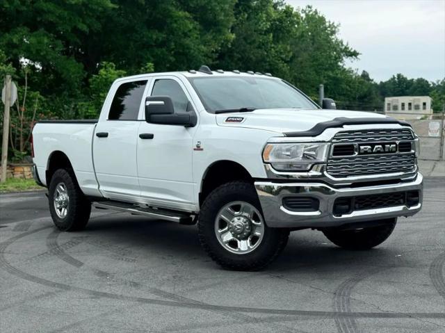 2024 Ram 2500 Tradesman Crew Cab 4x4 6'4" Box