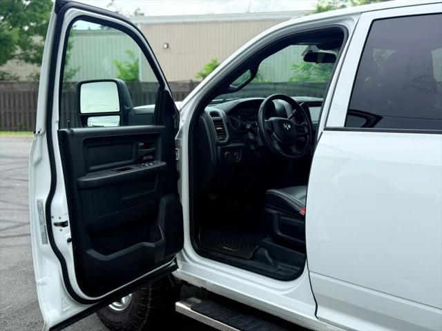 2024 Ram 2500 Tradesman Crew Cab 4x4 6'4" Box