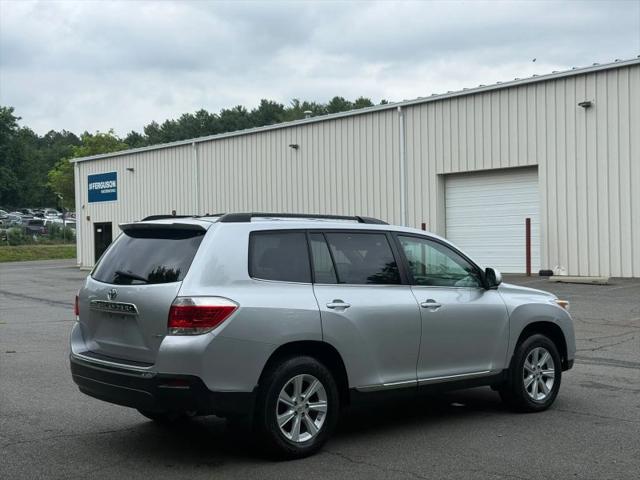 2011 Toyota Highlander SE V6