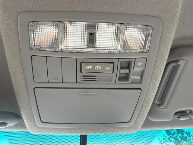 2011 Toyota Highlander SE V6