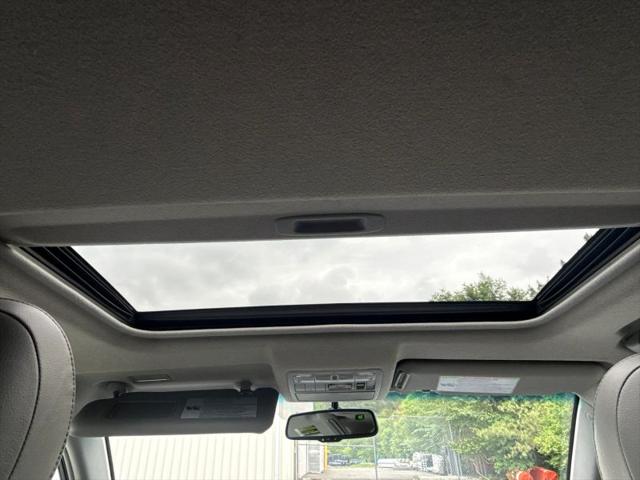 2011 Toyota Highlander SE V6