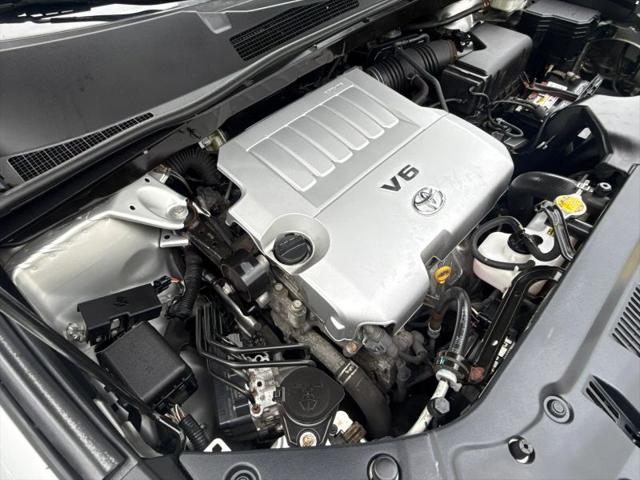 2011 Toyota Highlander SE V6