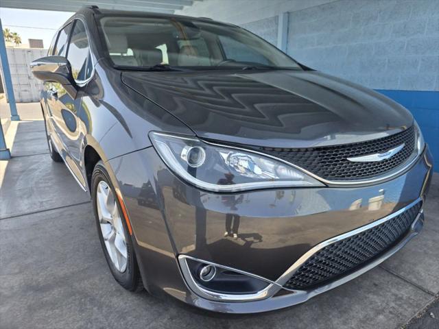 2020 Chrysler Pacifica Limited for sale in Glendale, AZ
