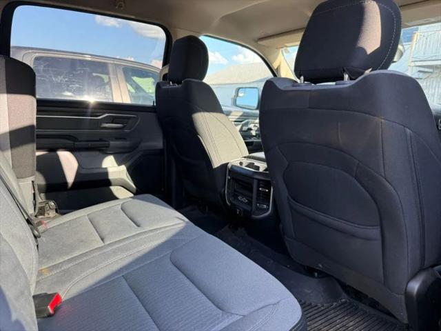 2020 Ram 1500 Big Horn Crew Cab 4x4 5'7" Box