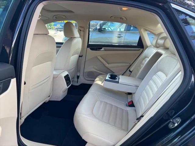 2017 Volkswagen Passat 1.8T SEL Premium