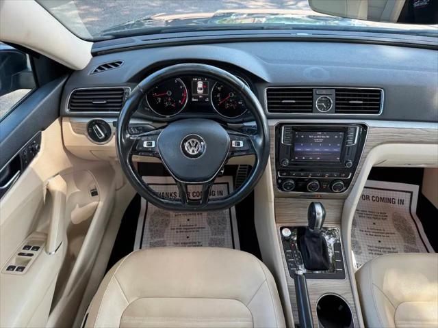 2017 Volkswagen Passat 1.8T SEL Premium