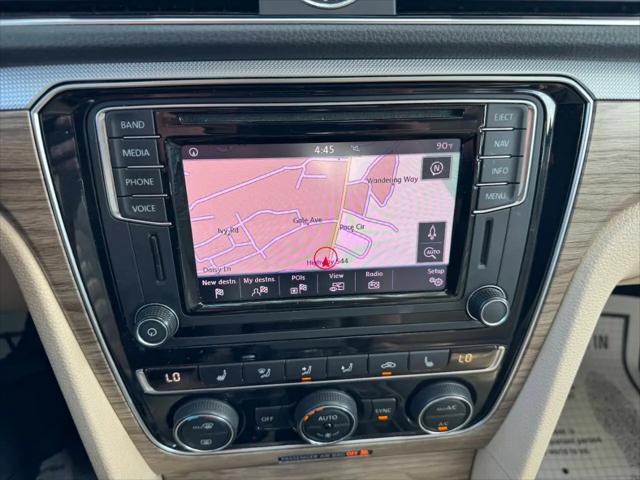 2017 Volkswagen Passat 1.8T SEL Premium