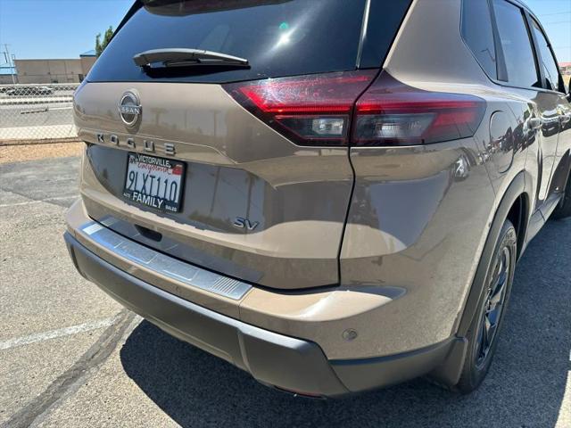 2024 Nissan Rogue SV FWD
