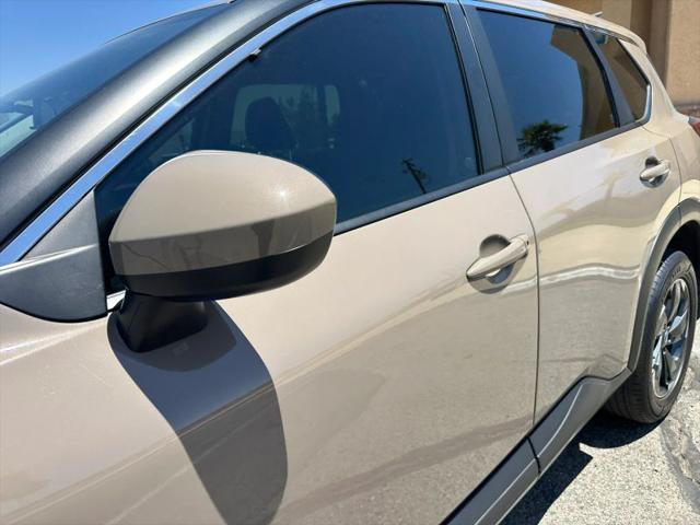 2024 Nissan Rogue SV FWD