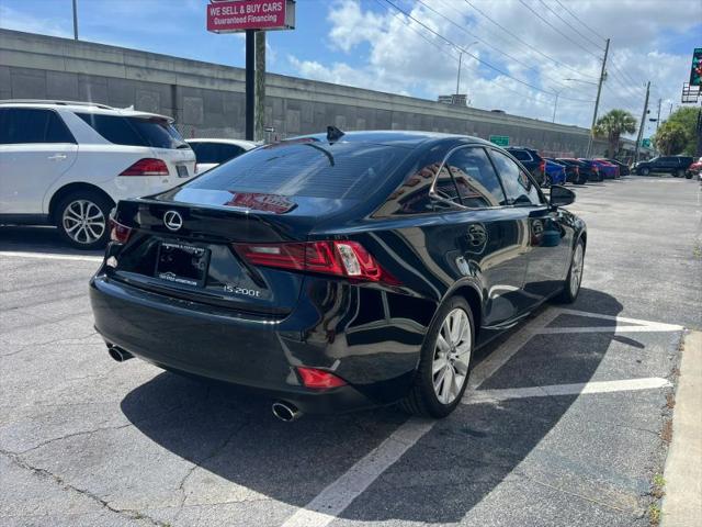 2016 Lexus IS 200t 200t