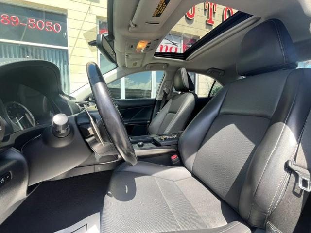2016 Lexus IS 200t 200t